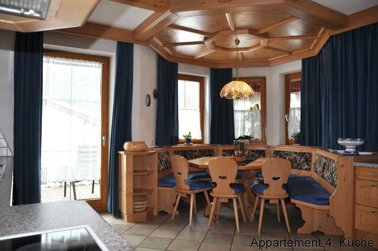 Haus Goldeck Apartment Lermoos Exterior photo